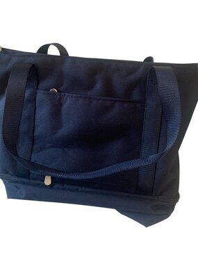 Lo & Sons Lightweight Black Nylon Tote Bag With Zipper Closure & Multiple Pocket